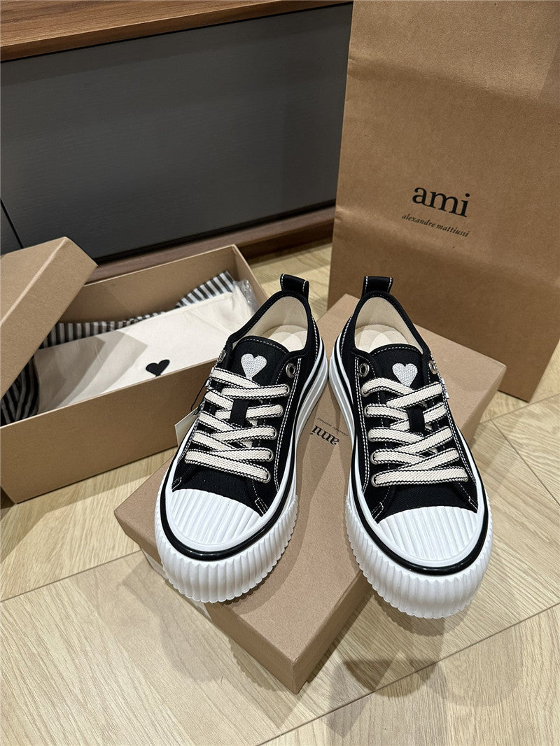 High Quality Luxury Amina Muaddi Denim Loafers product detail