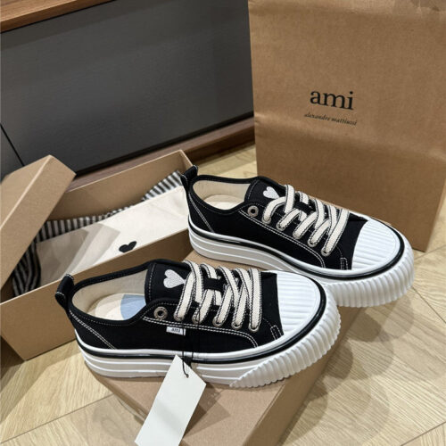 High Quality Luxury Amina Muaddi Denim Loafers product detail