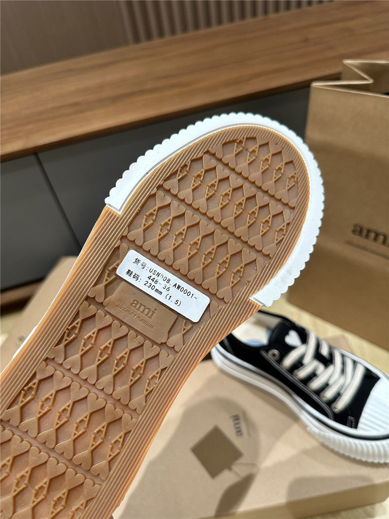 High Quality Luxury Amina Muaddi Denim Loafers product detail
