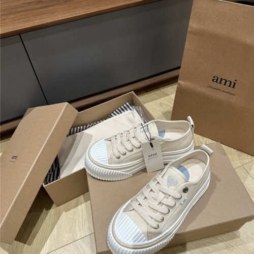 High Quality Luxury Amina Muaddi Denim Loafers – Style 90211