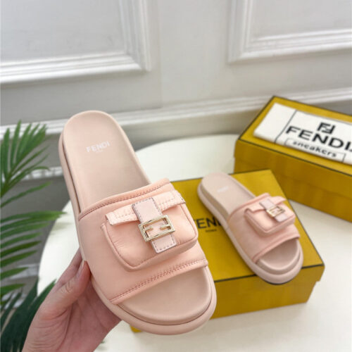 High Quality Luxury Fendi Pocket Casual Slippers – Style 48243 product detail