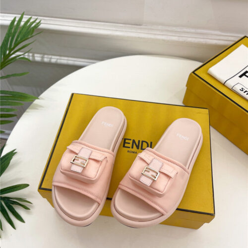 High Quality Luxury Fendi Pocket Casual Slippers – Style 48243 product detail