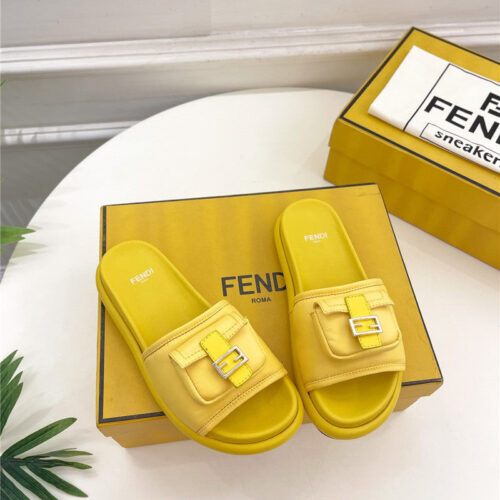 High Quality Luxury Fendi Pocket Casual Slippers – Style 44851