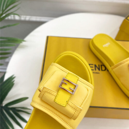 High Quality Luxury Fendi Pocket Casual Slippers – Style 44851 product detail