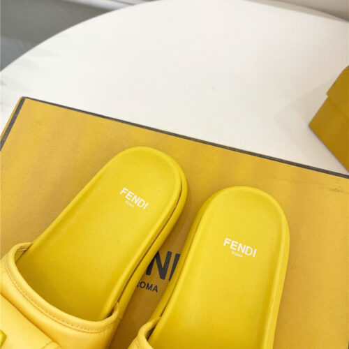 High Quality Luxury Fendi Pocket Casual Slippers – Style 44851 product detail