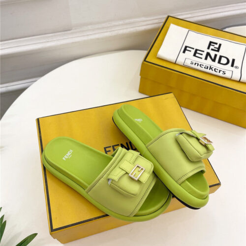 High Quality Luxury Fendi Pocket Casual Slippers product detail