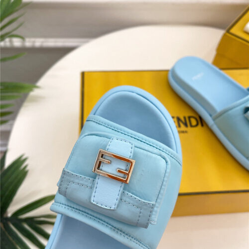 High Quality Luxury Fendi Pocket Casual Slippers – Style 98515 product detail