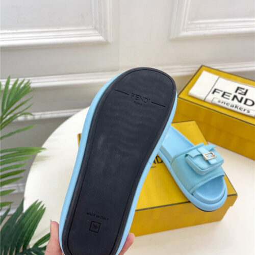 High Quality Luxury Fendi Pocket Casual Slippers – Style 98515 product detail