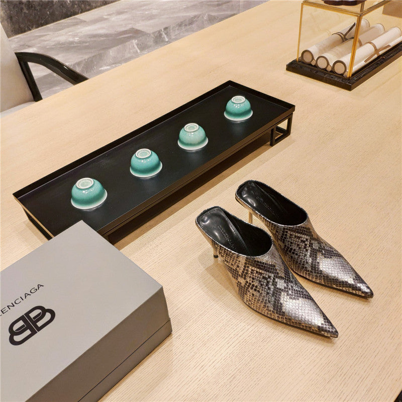 High Quality Luxury Balenciaga Deep Toe Slippers – Style 90371 product detail