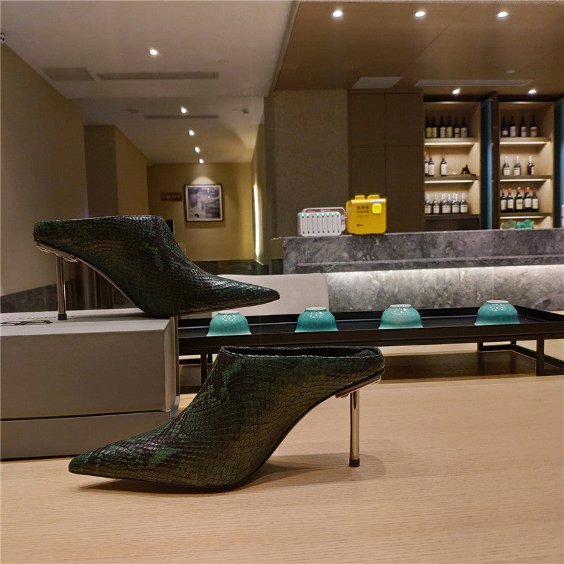High Quality Luxury Balenciaga Deep Toe Slippers – Style 55907 product detail