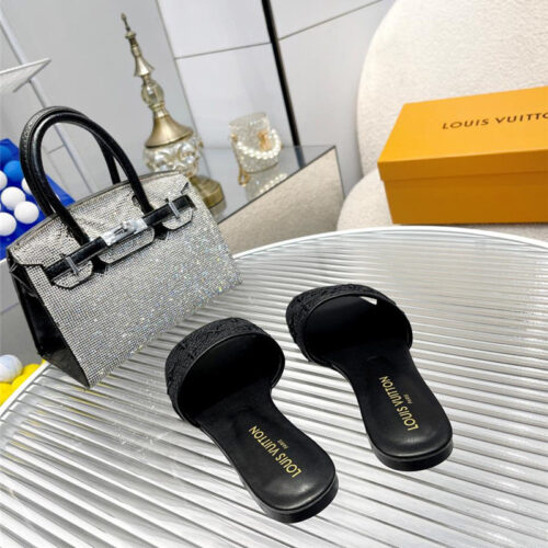 High Quality Luxury Louis Vuitton Catwalk Flat Slippers – Style 17059 product detail