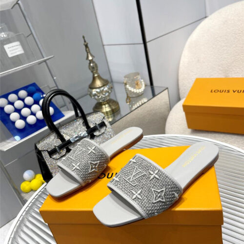 High Quality Luxury Louis Vuitton Catwalk Flat Slippers – Style 74115 product detail