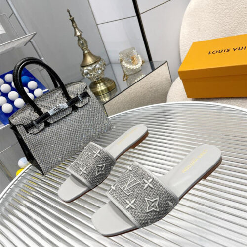 High Quality Luxury Louis Vuitton Catwalk Flat Slippers – Style 74115 product detail