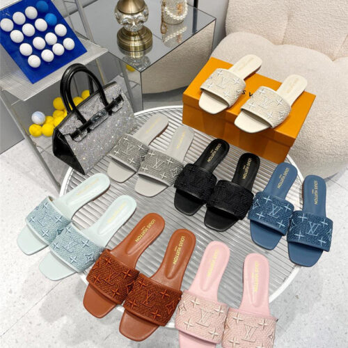 High Quality Luxury Louis Vuitton Catwalk Flat Slippers – Style 62243 product detail
