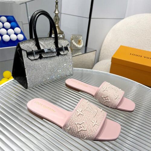 High Quality Luxury Louis Vuitton Catwalk Flat Slippers – Style 62243 product detail
