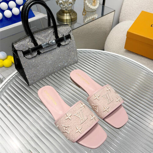 High Quality Luxury Louis Vuitton Catwalk Flat Slippers – Style 62243 alternate view