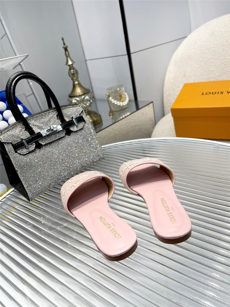 High Quality Luxury Louis Vuitton Catwalk Flat Slippers – Style 62243 product detail