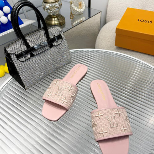 High Quality Luxury Louis Vuitton Catwalk Flat Slippers – Style 62243 product detail