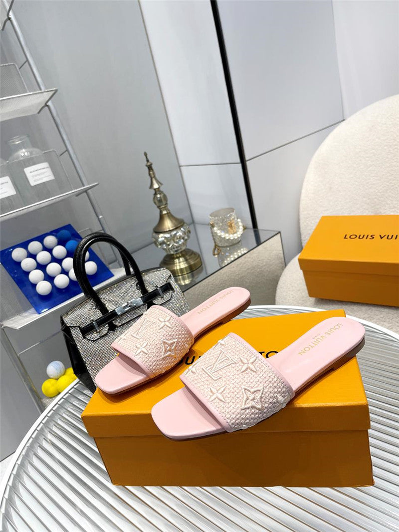 High Quality Luxury Louis Vuitton Catwalk Flat Slippers – Style 62243 product detail
