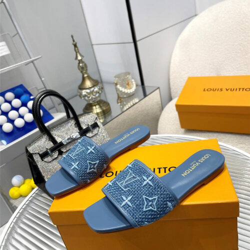 High Quality Luxury Louis Vuitton Catwalk Flat Slippers – Style 52067 product detail
