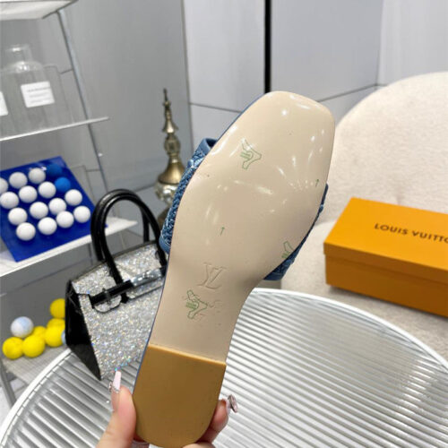 High Quality Luxury Louis Vuitton Catwalk Flat Slippers – Style 52067 product detail