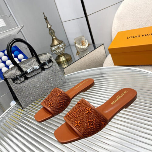 High Quality Luxury Louis Vuitton Catwalk Flat Slippers – Style 45283 product detail