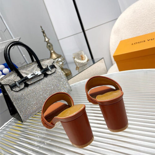 High Quality Luxury Louis Vuitton Catwalk High-Heeled Slippers – Style 81987 product detail