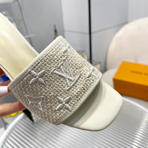 High Quality Luxury Louis Vuitton Catwalk High-Heeled Slippers – Style 44675 product detail