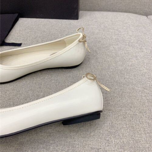 High Quality Luxury Chanel Vintage Flat Shoes – Style 35782 product detail