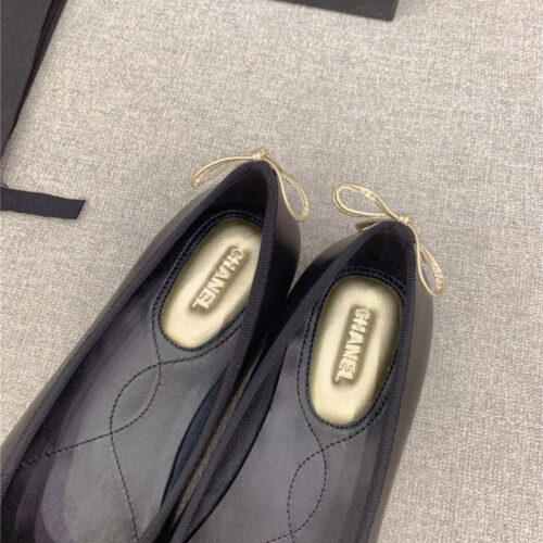 High Quality Luxury Chanel Vintage Flat Shoes – Style 34086 product detail