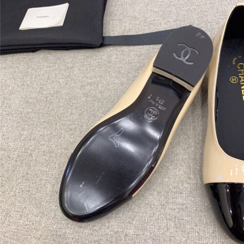 High Quality Luxury Chanel New Flat Shoes – Style 45446 product detail