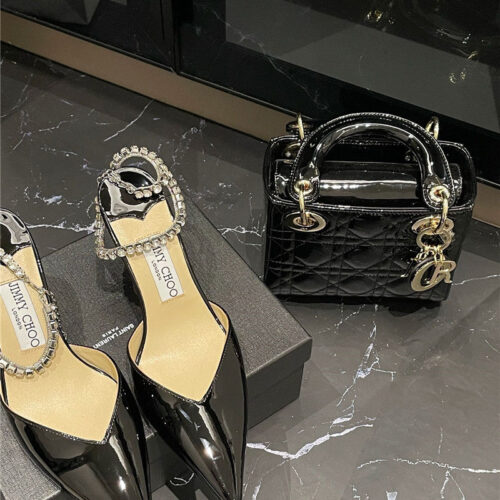 High Quality Luxury Jimmy Choo Patent-Leather Crystal Chain Pumps – Style 54871 product detail