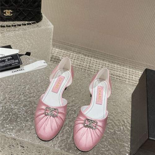 High Quality Luxury Chanel Explosion Diamond Buckle Hollow Sandals – Style 23046 product detail