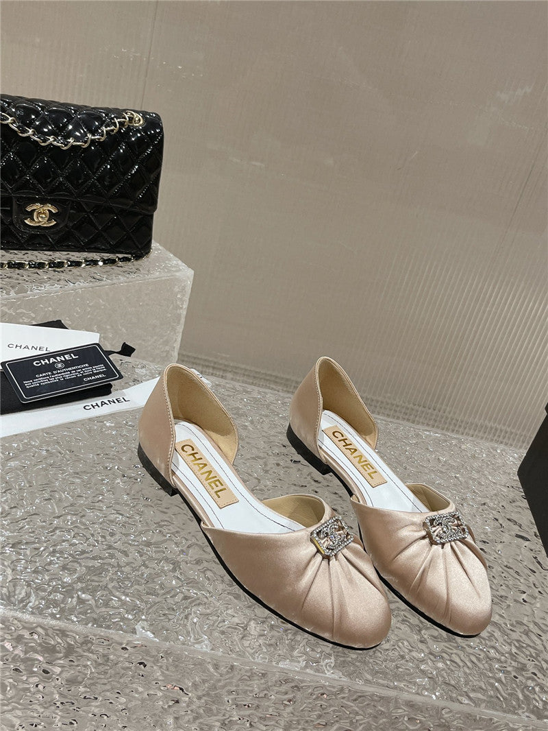High Quality Luxury Chanel Explosion Diamond Buckle Hollow Sandals product detail