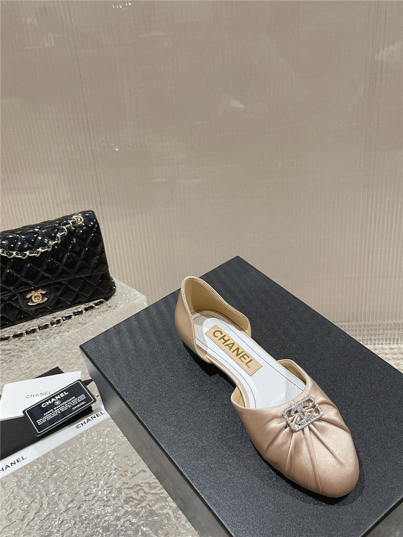 High Quality Luxury Chanel Explosion Diamond Buckle Hollow Sandals product detail