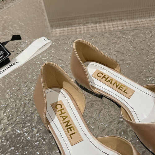 High Quality Luxury Chanel Explosion Diamond Buckle Hollow Sandals product detail