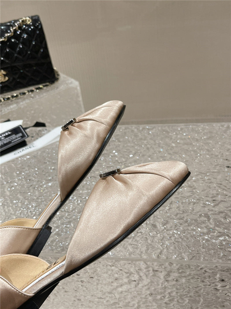 High Quality Luxury Chanel Explosion Diamond Buckle Hollow Sandals product detail