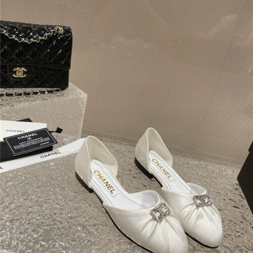 High Quality Luxury Chanel Explosion Diamond Buckle Hollow Sandals – Style 17958 product detail