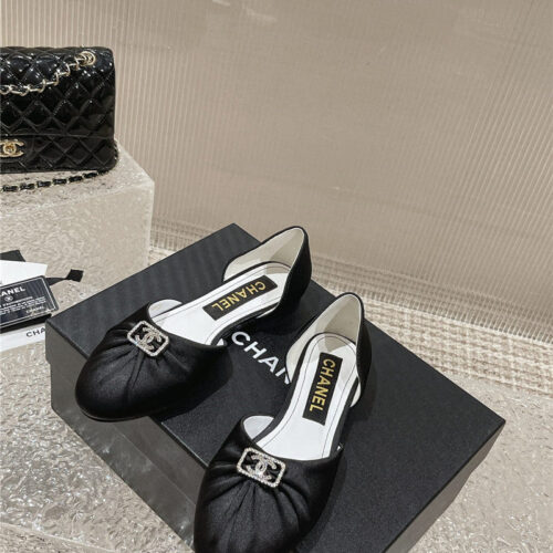 High Quality Luxury Chanel Explosion Diamond Buckle Hollow Sandals – Style 16262 product detail