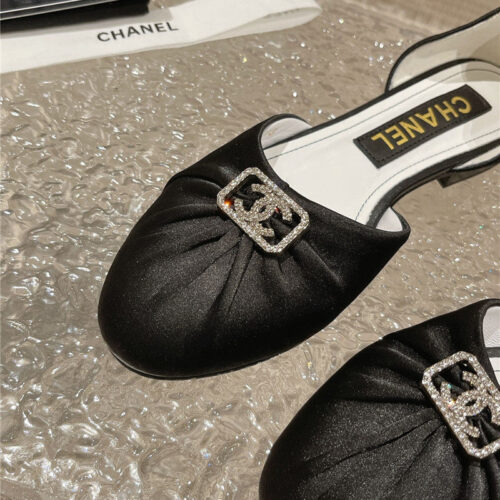 High Quality Luxury Chanel Explosion Diamond Buckle Hollow Sandals – Style 16262 product detail