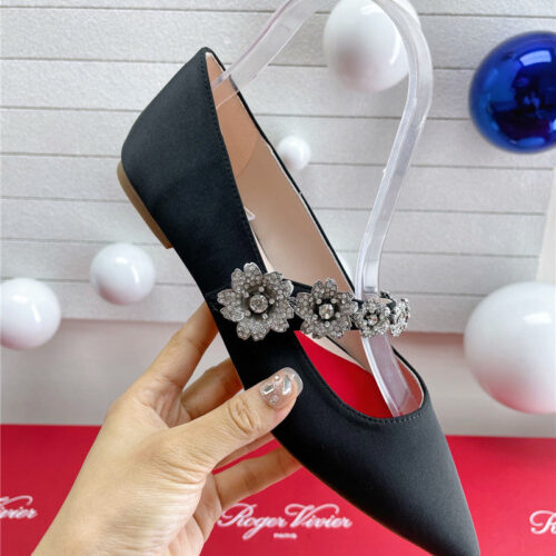 High Quality Luxury Roger Vivier Wedding Shoes Snow Diamond Series High Heels – Style 22228 product detail