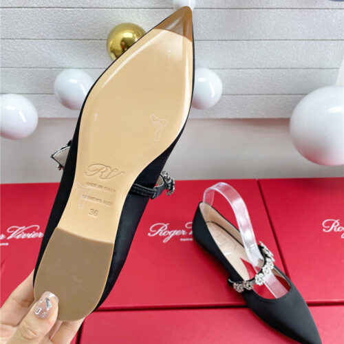 High Quality Luxury Roger Vivier Wedding Shoes Snow Diamond Series High Heels – Style 22228 product detail
