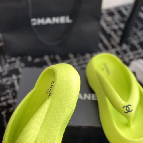 High Quality Luxury Chanel Explosive Style Muffin Sandals And Slippers – Style 32614 product detail