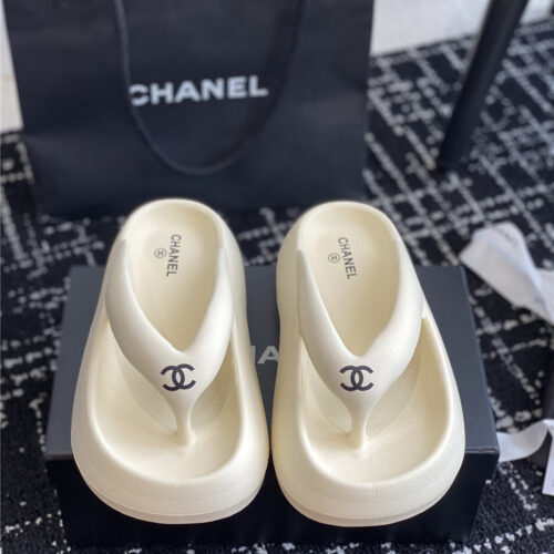 High Quality Luxury Chanel Explosive Style Muffin Sandals And Slippers – Style 60294 product detail