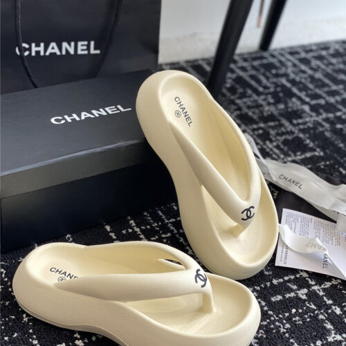 High Quality Luxury Chanel Explosive Style Muffin Sandals And Slippers – Style 60294 alternate view