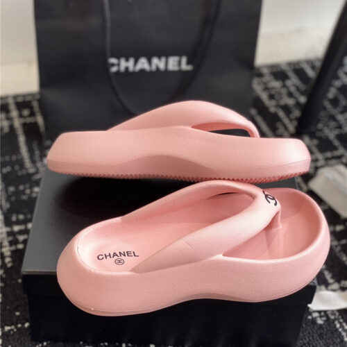 High Quality Luxury Chanel Explosive Style Muffin Sandals And Slippers – Style 91366 product detail