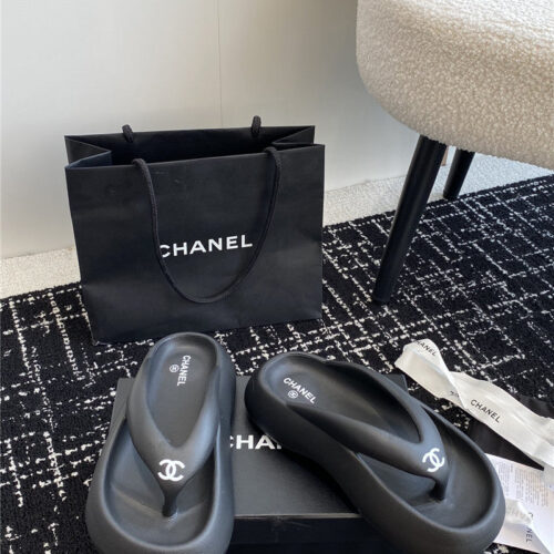 High Quality Luxury Chanel Explosive Style Muffin Sandals And Slippers – Style 19046 product detail