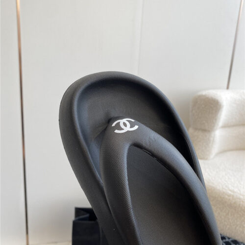 High Quality Luxury Chanel Explosive Style Muffin Sandals And Slippers – Style 19046 product detail