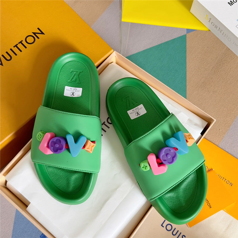 High Quality Luxury Louis Vuitton Monogram Diy Decorative Slippers product detail