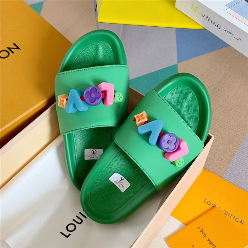 High Quality Luxury Louis Vuitton Monogram Diy Decorative Slippers product detail
